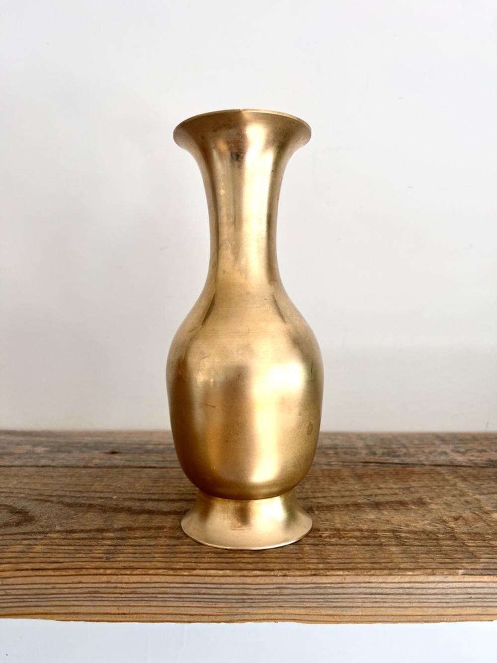 Brass bud Vase - Gold